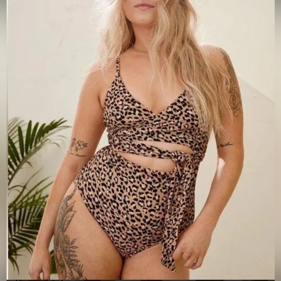New Aerie Leopard One Piece Wrap One Piece Swimsuit. - Picture 5 of 6